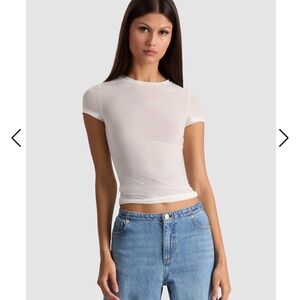 NWT Alice + Olivia Hottie Shrunken Baby Tee | M